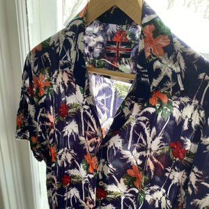 Lightweight Tropical Short Sleeved Button Down